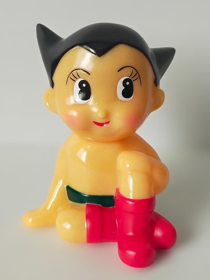 鉄腕アトム　ソフビ貯金箱　4個