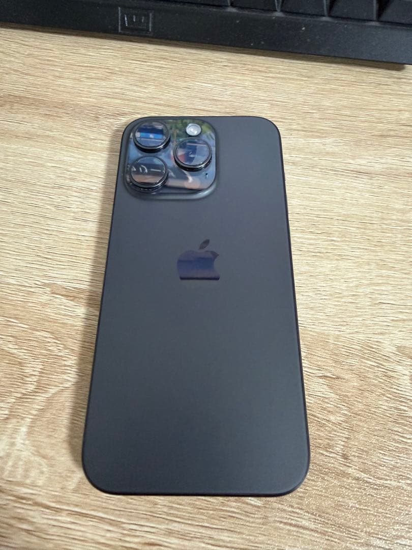 iPhone15pro 128GB 超美品
