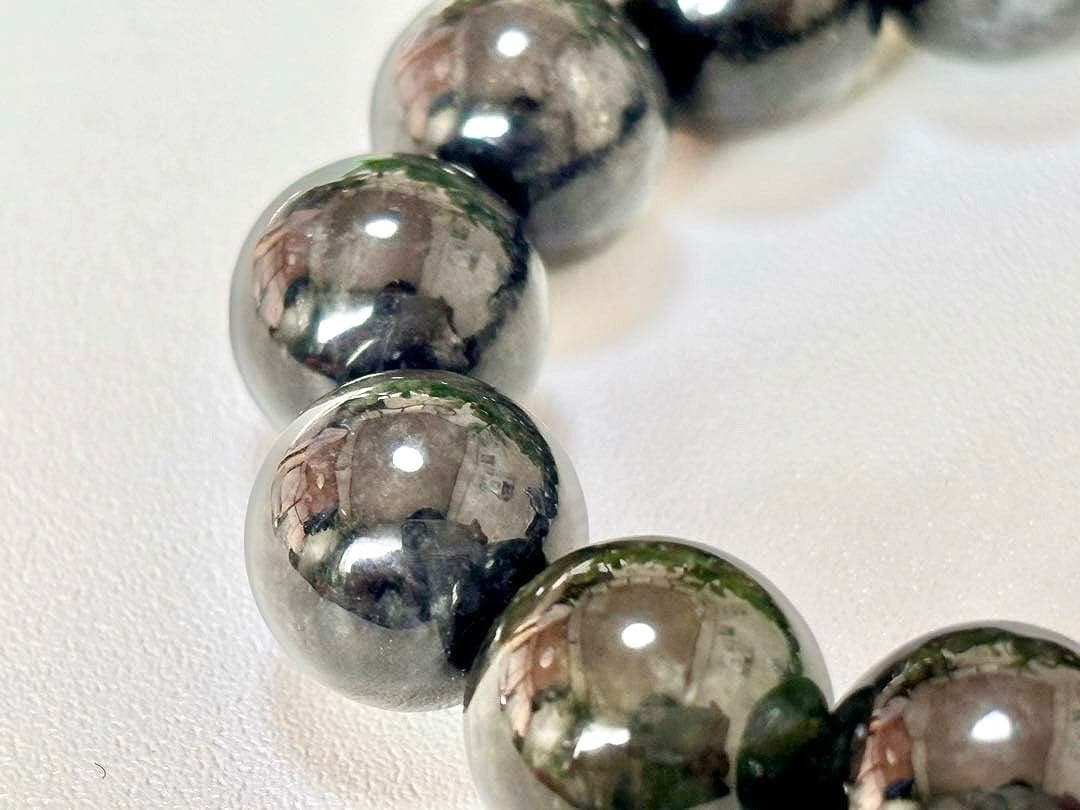 夢幻品質　超秘蔵放出　太古から甦りし神の守護石　幻の糸魚川龍神黒翡翠の大珠ブレス