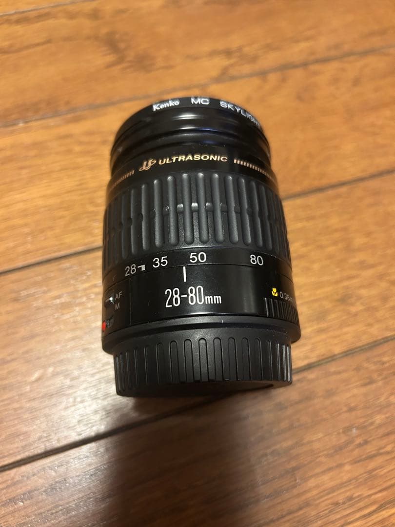 Canon EOS Kiss デジタル一眼レフカメラ 28-80mm レンズ付き