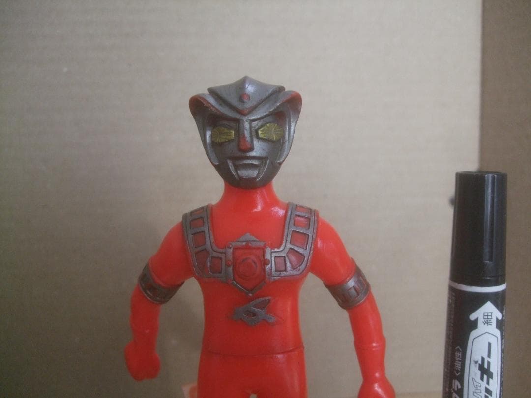 ポピー★ウルトラマンアストラ★ソフビ