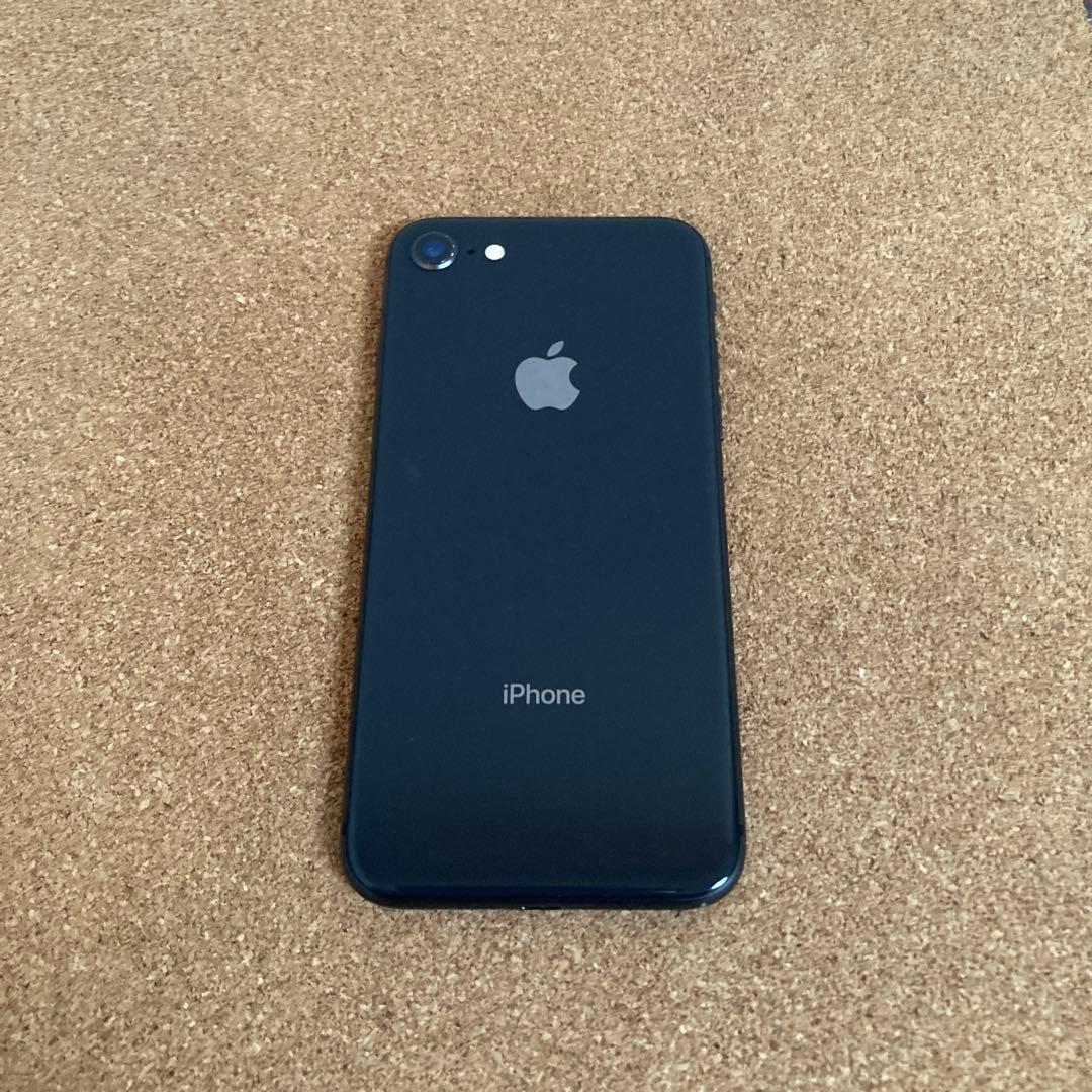 923【早い者勝ち】電池良好☆iPhone8 128GB SIMフリー☆