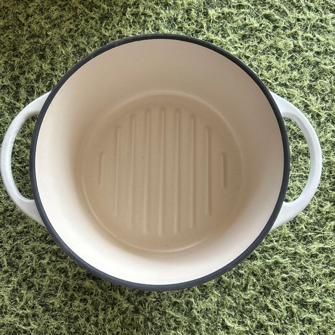 VERMICULAR 両手鍋 ホワイト　18センチ　リペア済み