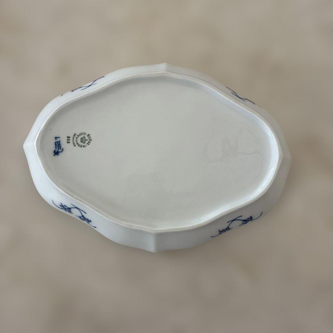 ロイヤルコペンハーゲン ブルーフルーテッド プレイン オーバルプレート
