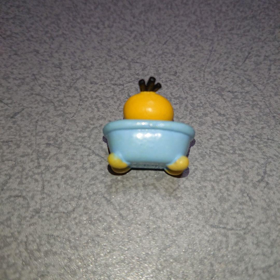 ポケットモンスター バスボール びっくらたまご ミニフィギュア コダック
