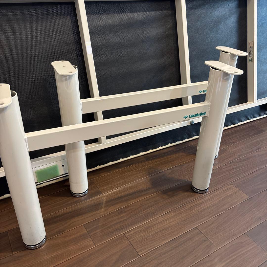 3月15日まで高田ベッド製作所　低反発顔穴あり　カバー付　美品