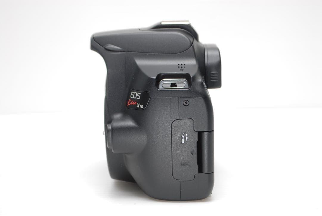 ❤️手ぶれ補正付き❤️Canon kiss X10 トリプルレンズセット 美品