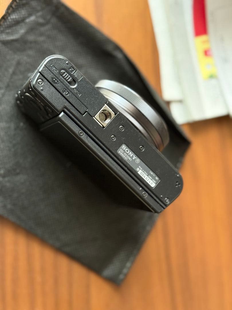 【中古】SONY Cyber-shot RX100M3