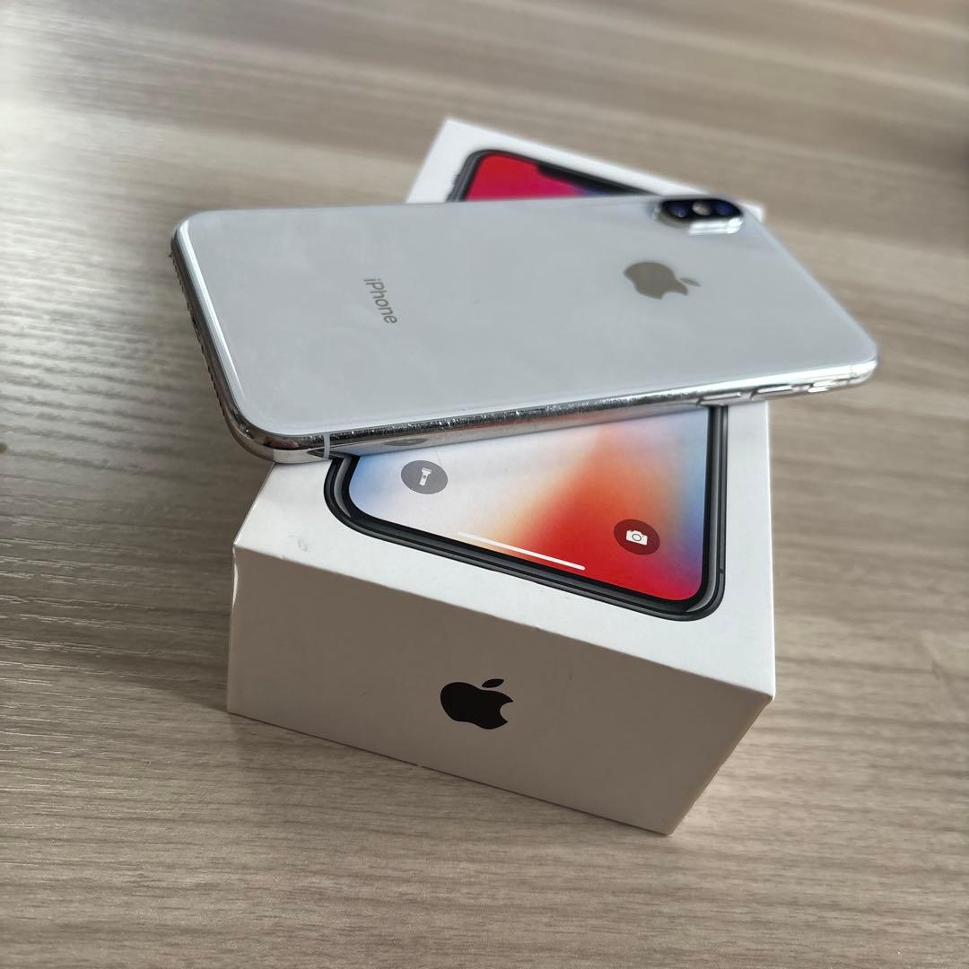 Apple iPhone X シルバー　 箱付き