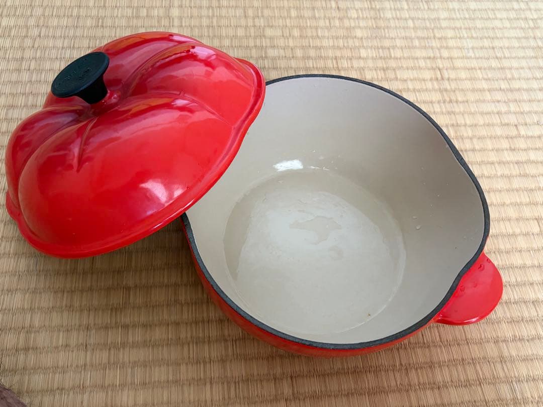 B*i様 LE CREUSET　ココット トマト チリレッド　中古