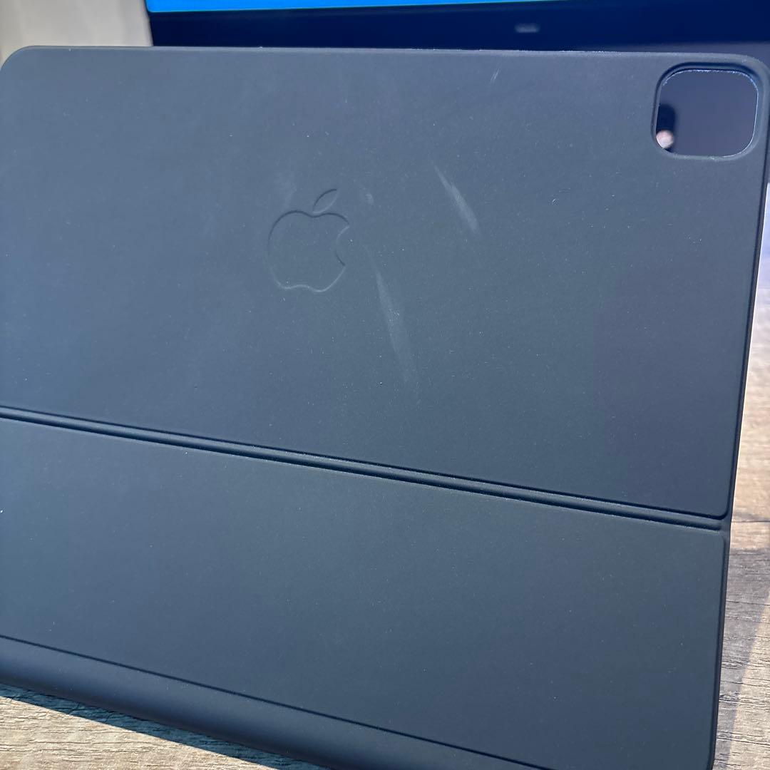 iPad Pro (第6世代) 12.9インチ　マジックキーボード