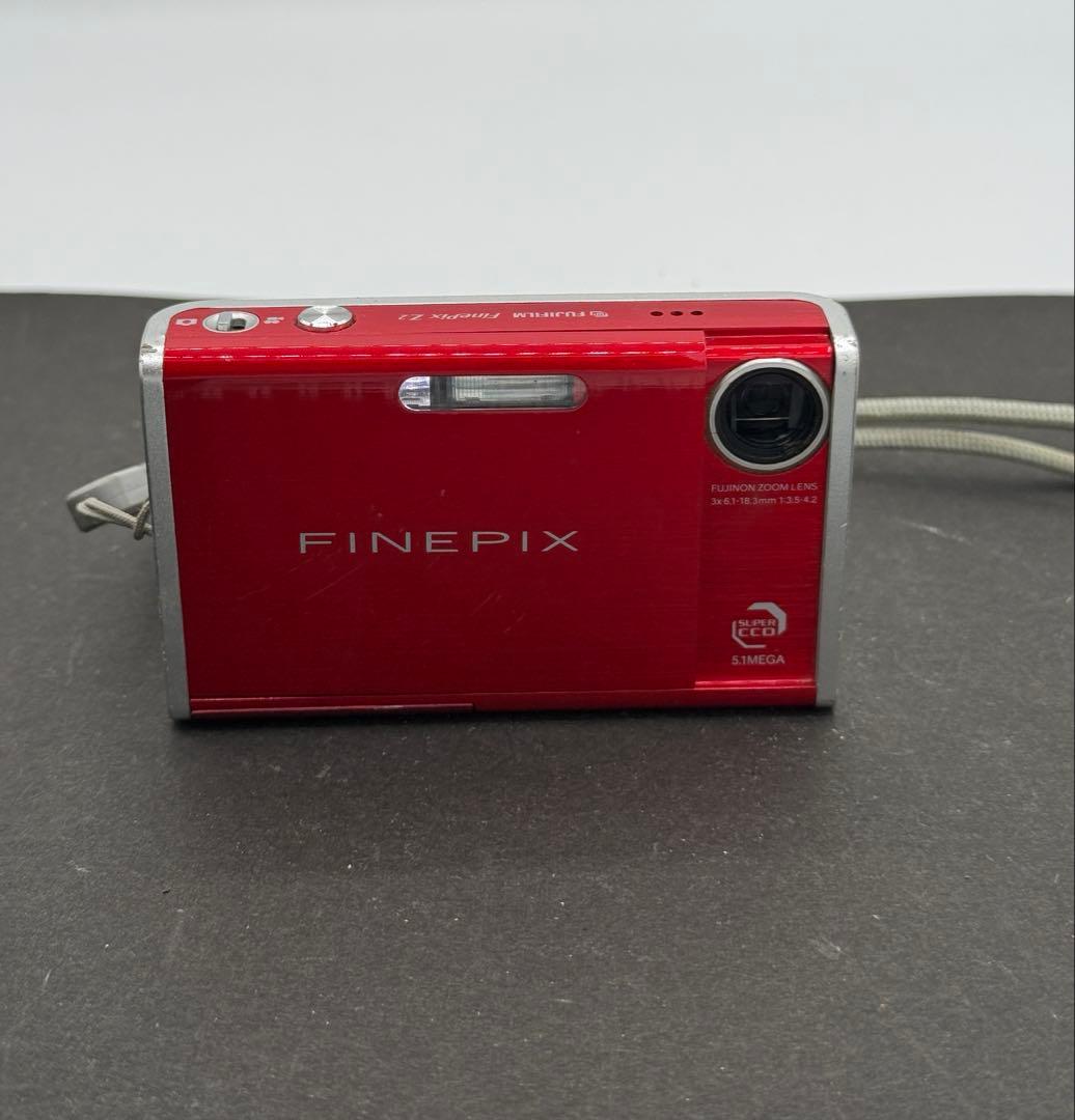 FINEPIX Z2 コンパクトデジタルカメラ レッド 電源チェック済み