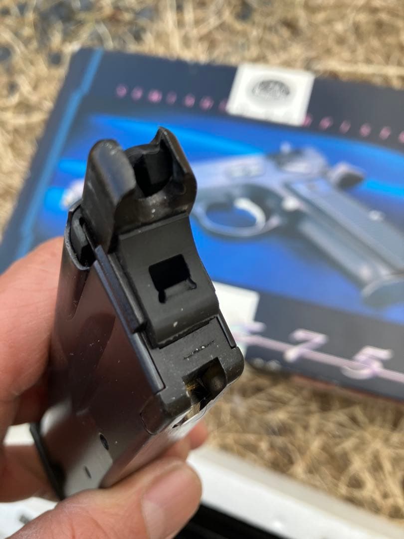KSC製ガスブロハンドガン　CZ75 1st ディープブルー　中古