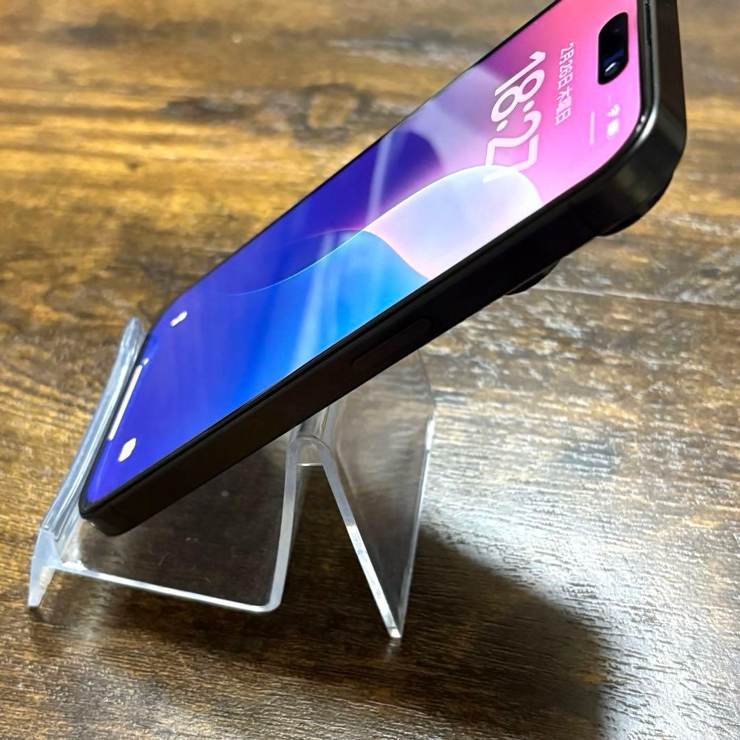 【極美品】iPhone 15 Pro 256GB ブラックチタン✦バッテリー良好