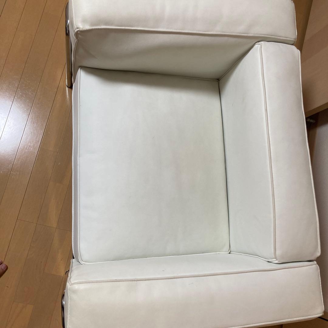 ルコルビジェ　リプロダクト　ホワイト 1人掛けソファ