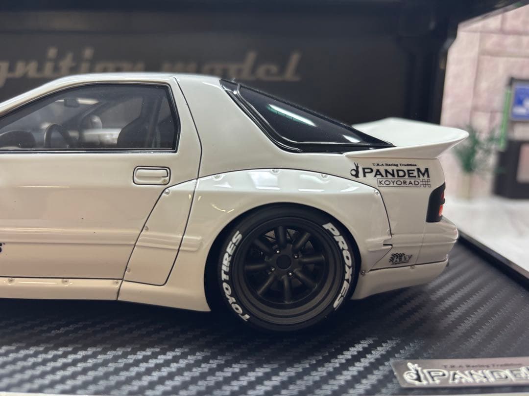 1/18ミニカー マツダRX7 FC3S パンデム【新品】ワタナベカスタム