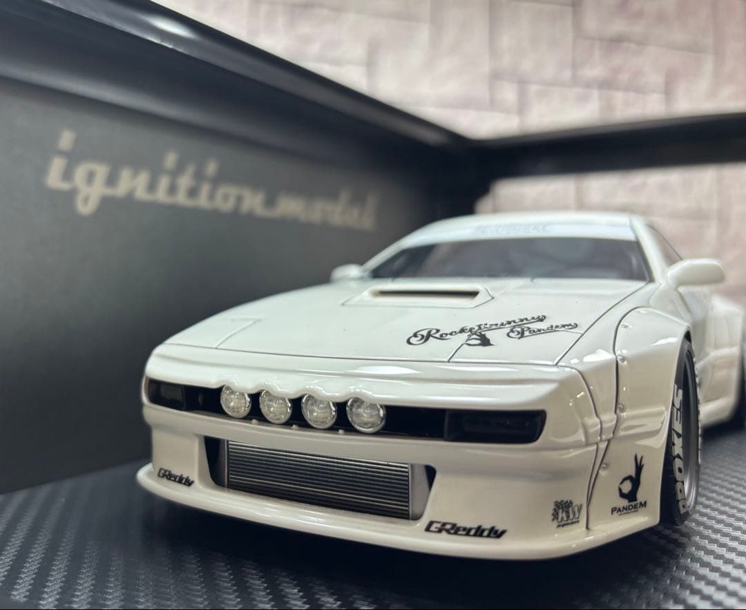 1/18ミニカー マツダRX7 FC3S パンデム【新品】ワタナベカスタム