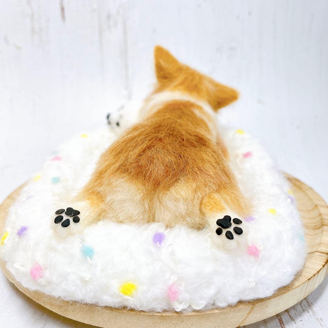 羊毛フェルト 犬 コーギー