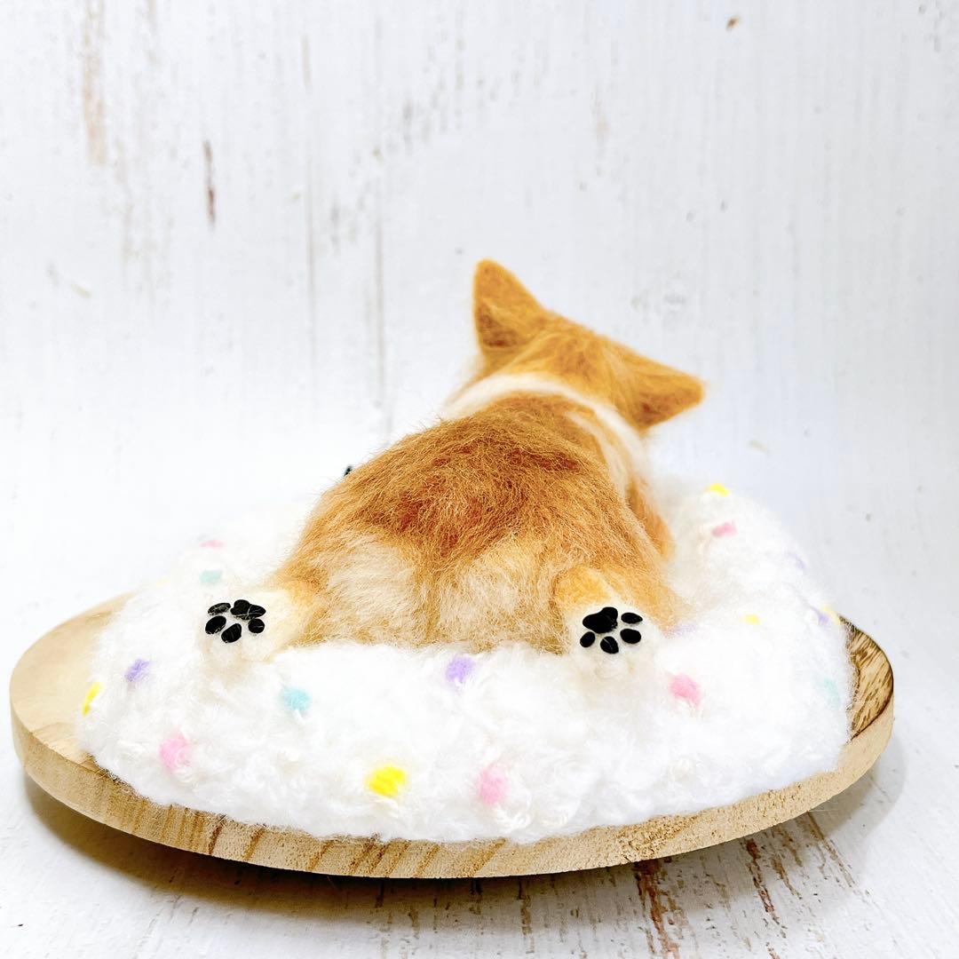羊毛フェルト 犬 コーギー
