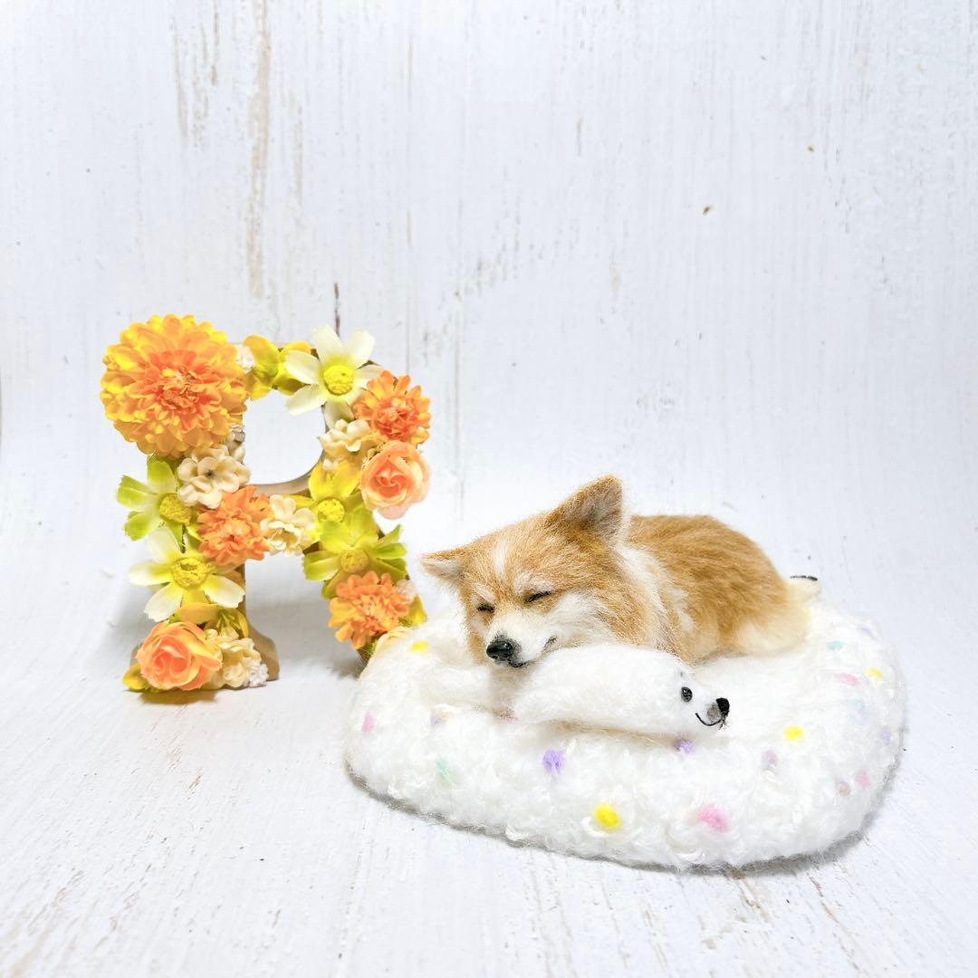 羊毛フェルト 犬 コーギー