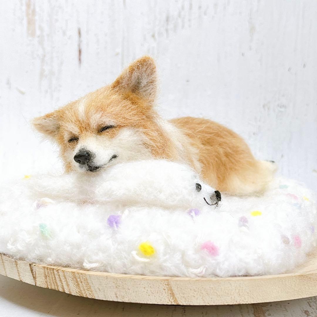羊毛フェルト 犬 コーギー