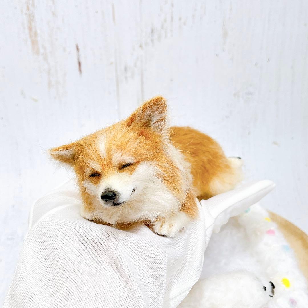 羊毛フェルト 犬 コーギー
