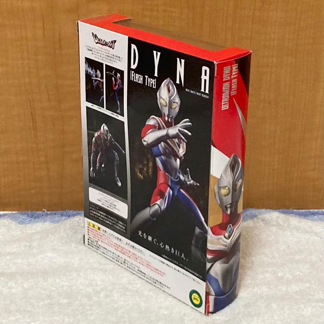 未開封 ULTRA-ACT ウルトラマンダイナ (フラッシュタイプ) フィギュア