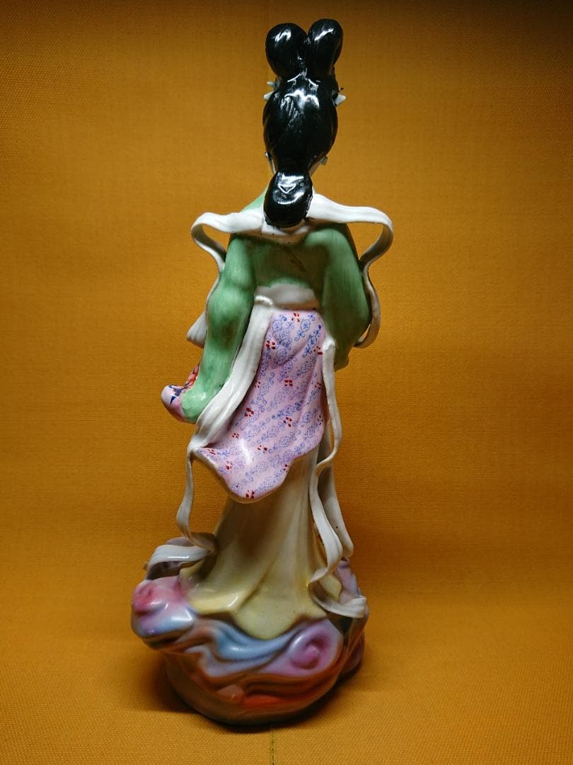 【美品】人形　天女　女神　陶器　置物　インテリア　工芸品　美術品　A2625