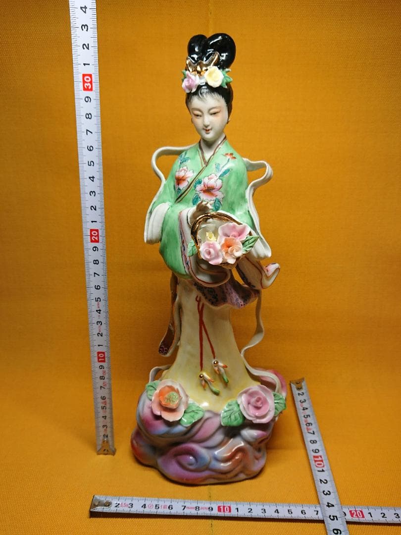 【美品】人形　天女　女神　陶器　置物　インテリア　工芸品　美術品　A2625