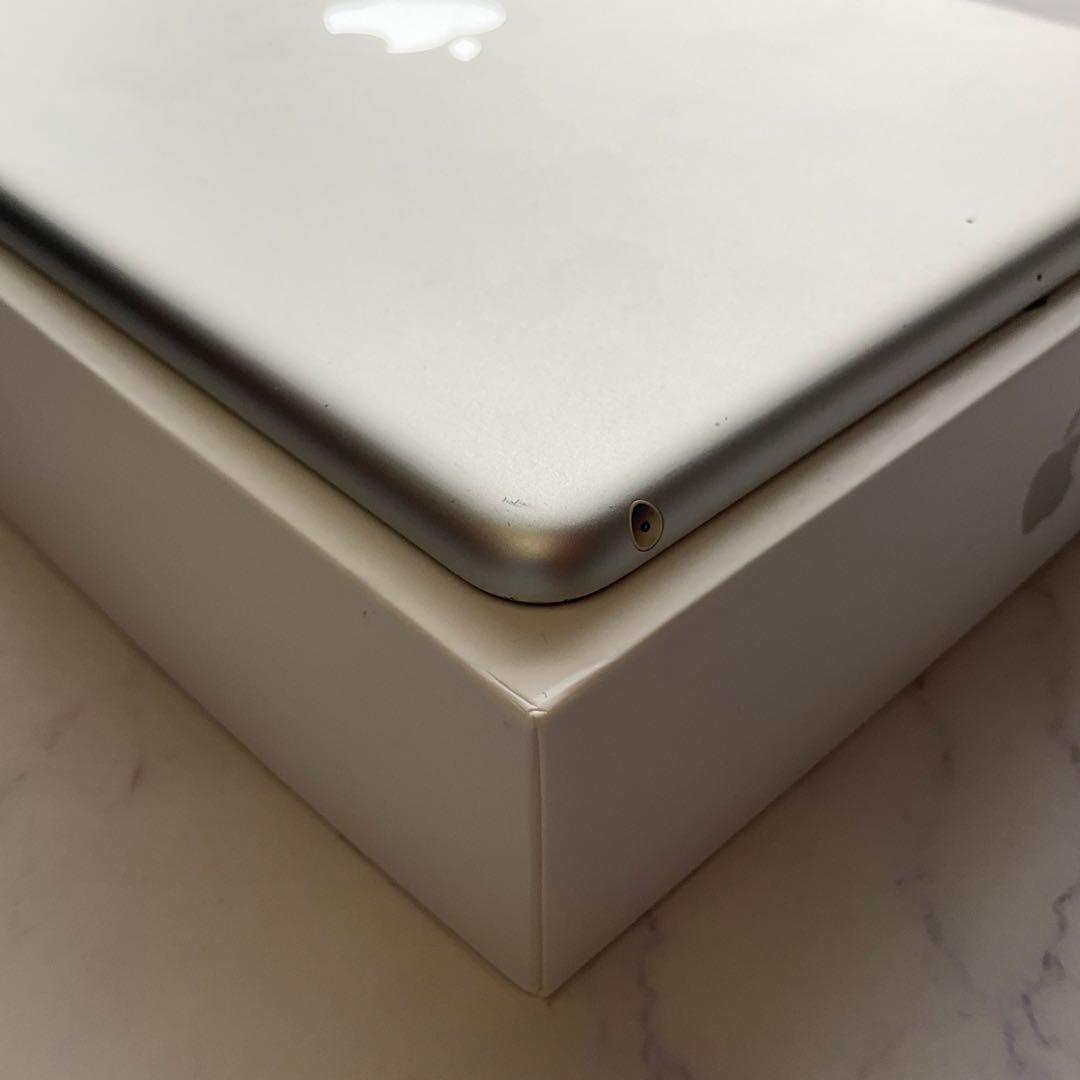 【良品】Apple iPad 第5世代 Wi-Fi 32GB