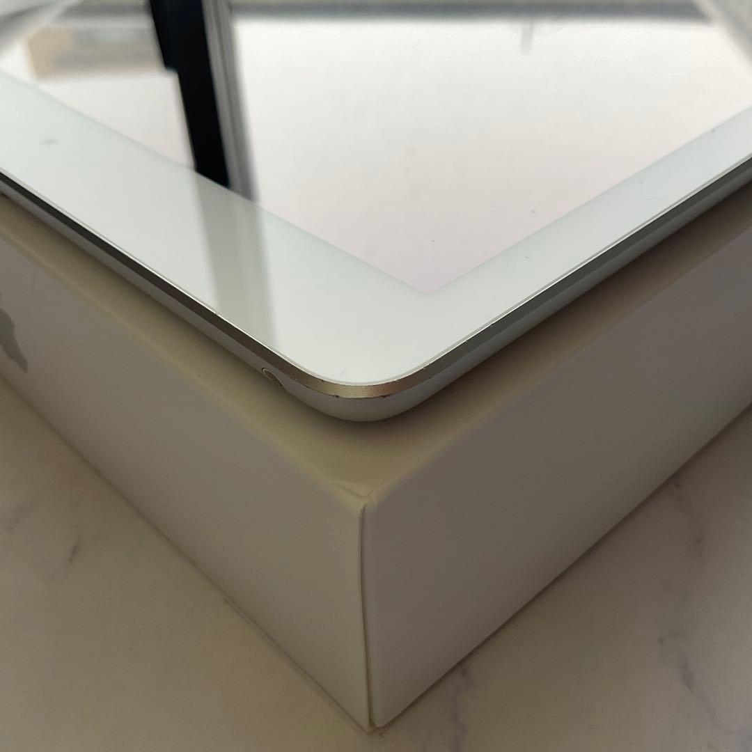 【良品】Apple iPad 第5世代 Wi-Fi 32GB