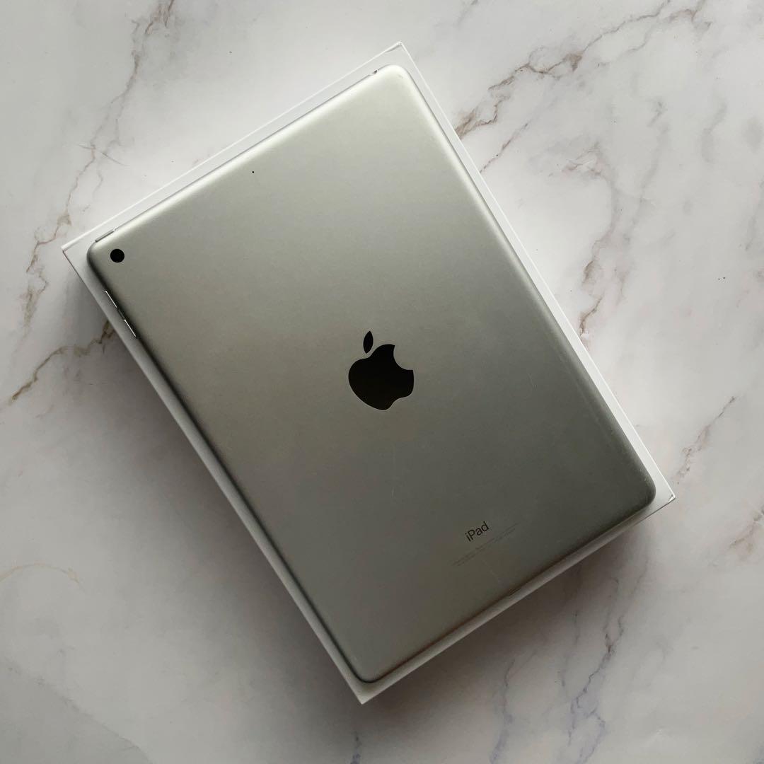 【良品】Apple iPad 第5世代 Wi-Fi 32GB