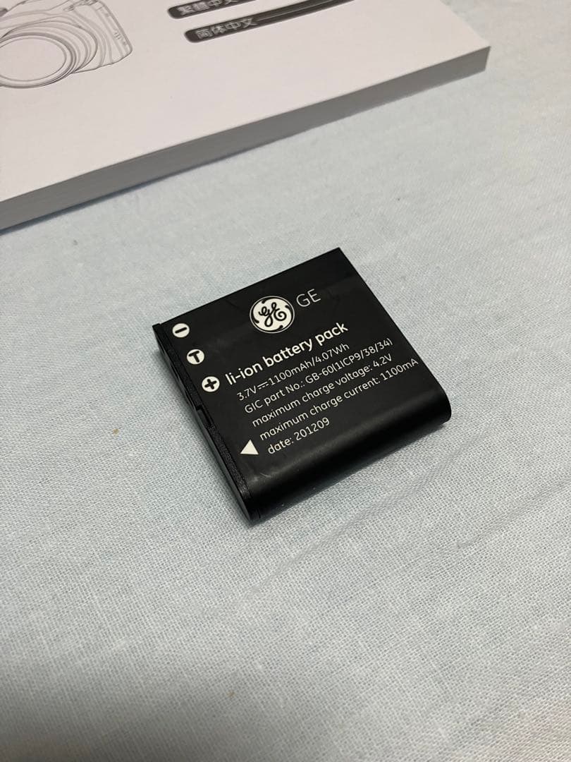 【美品】GE デジタルカメラ X600 1440万画素 光学26倍 レッド