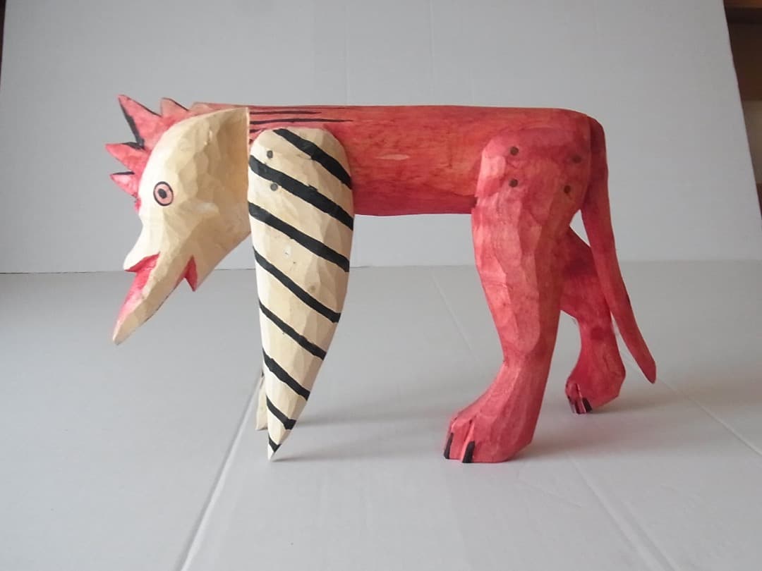 スイムスーツデパートメント／ウッドカービング・チキンヘッドゼブラ