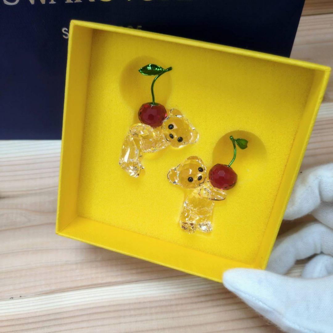 最終価格　スワロフスキー Krisベア チェリー カップル 5675393