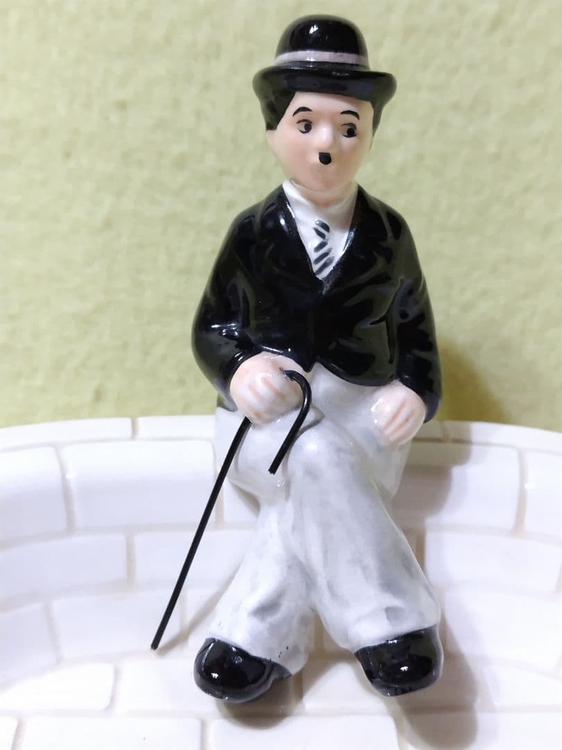 レア 陶器製 チャールズ・チャップリン 小物置き 灰皿？