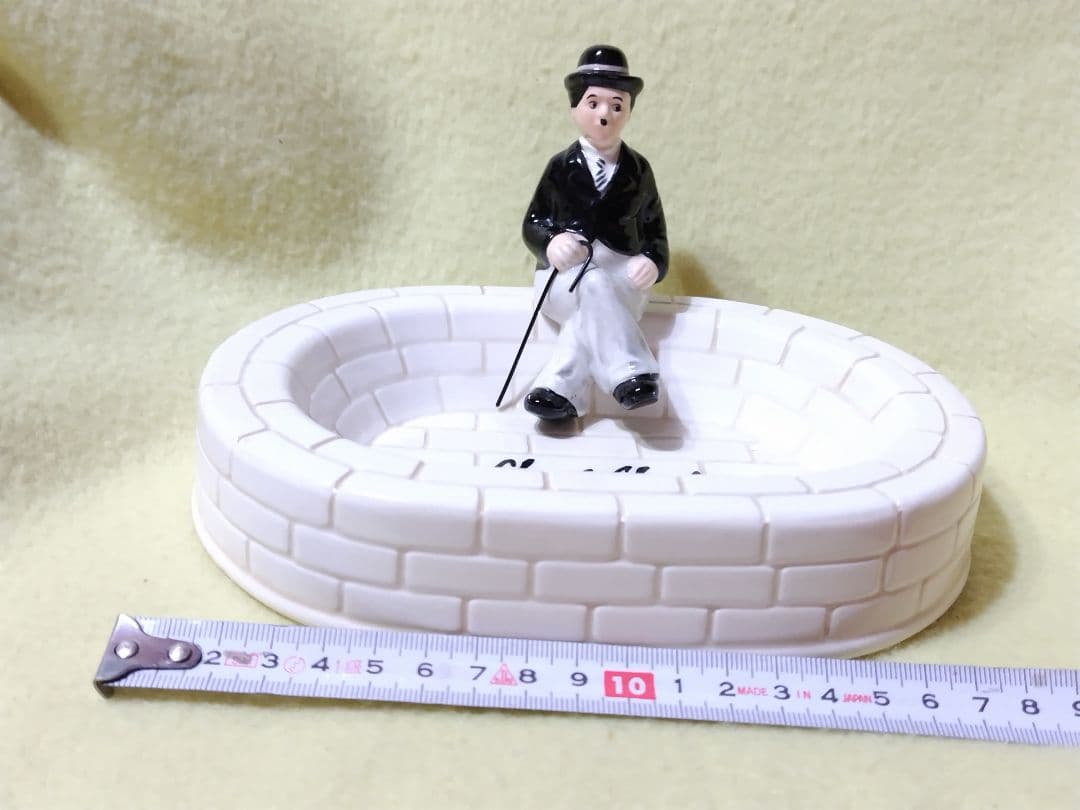 レア 陶器製 チャールズ・チャップリン 小物置き 灰皿？