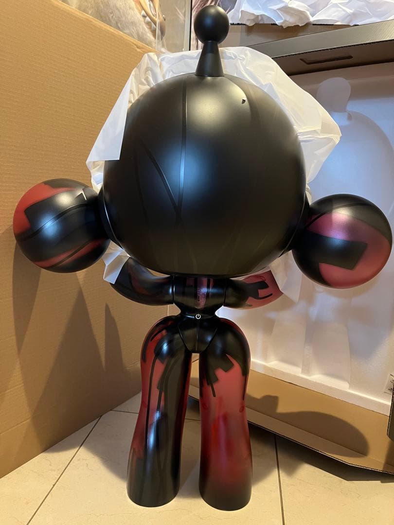 POPMART ポップマート スカルパンダ レッドクリスタル 1000%