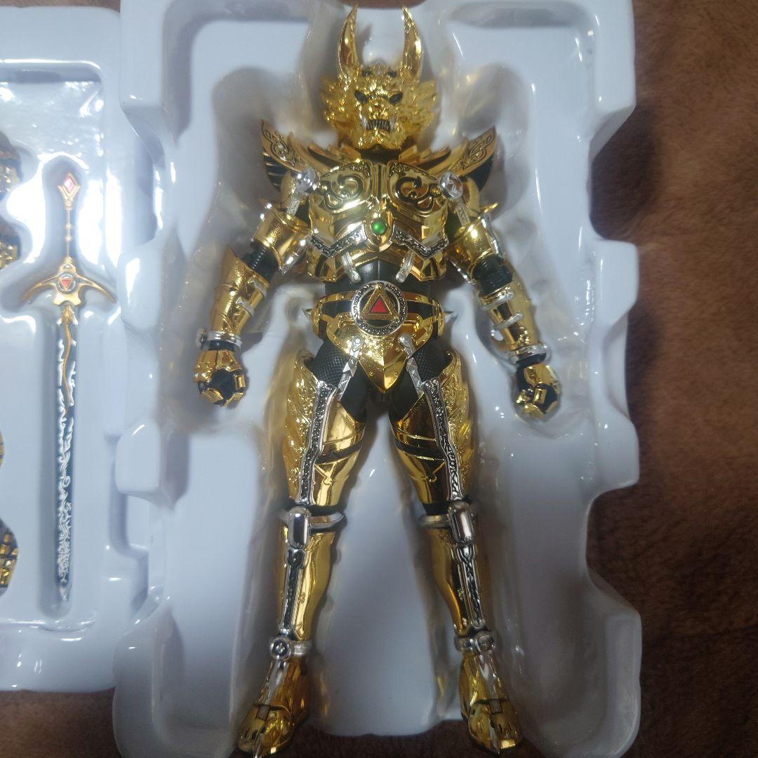 シュン 真骨彫 s.h フィギュアーツ 黄金騎士 牙狼 冴島 雷牙