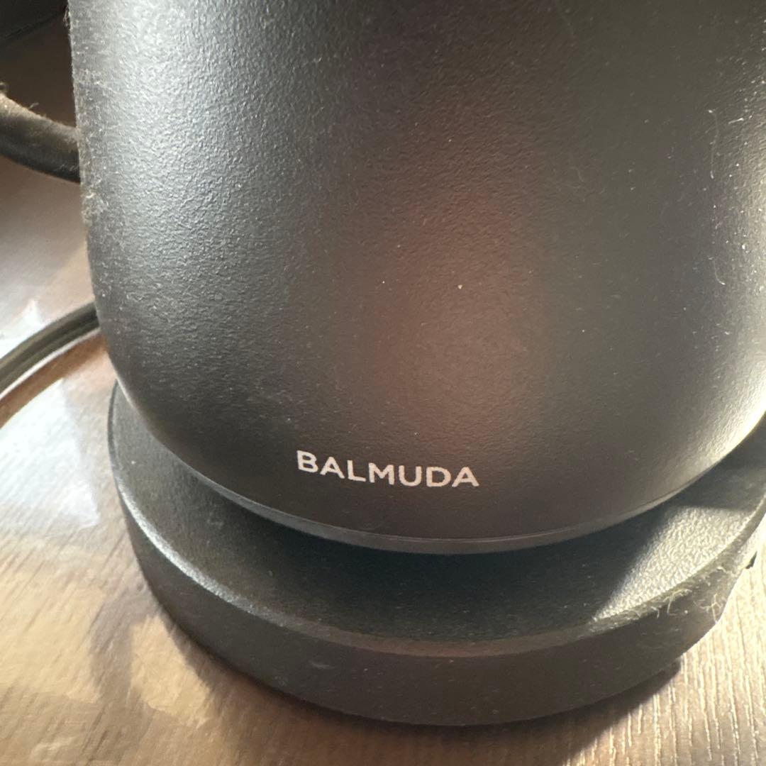 BALMUDA 電気ケトル ブラック　1回のみ使用　早い者勝ち！箱付き