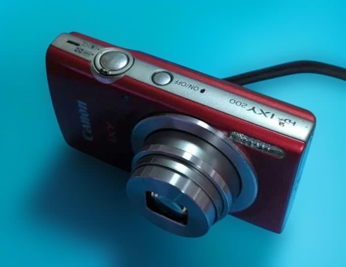 ⭐️お買い得⭐️Canon IXY 200 デジタルカメラ
