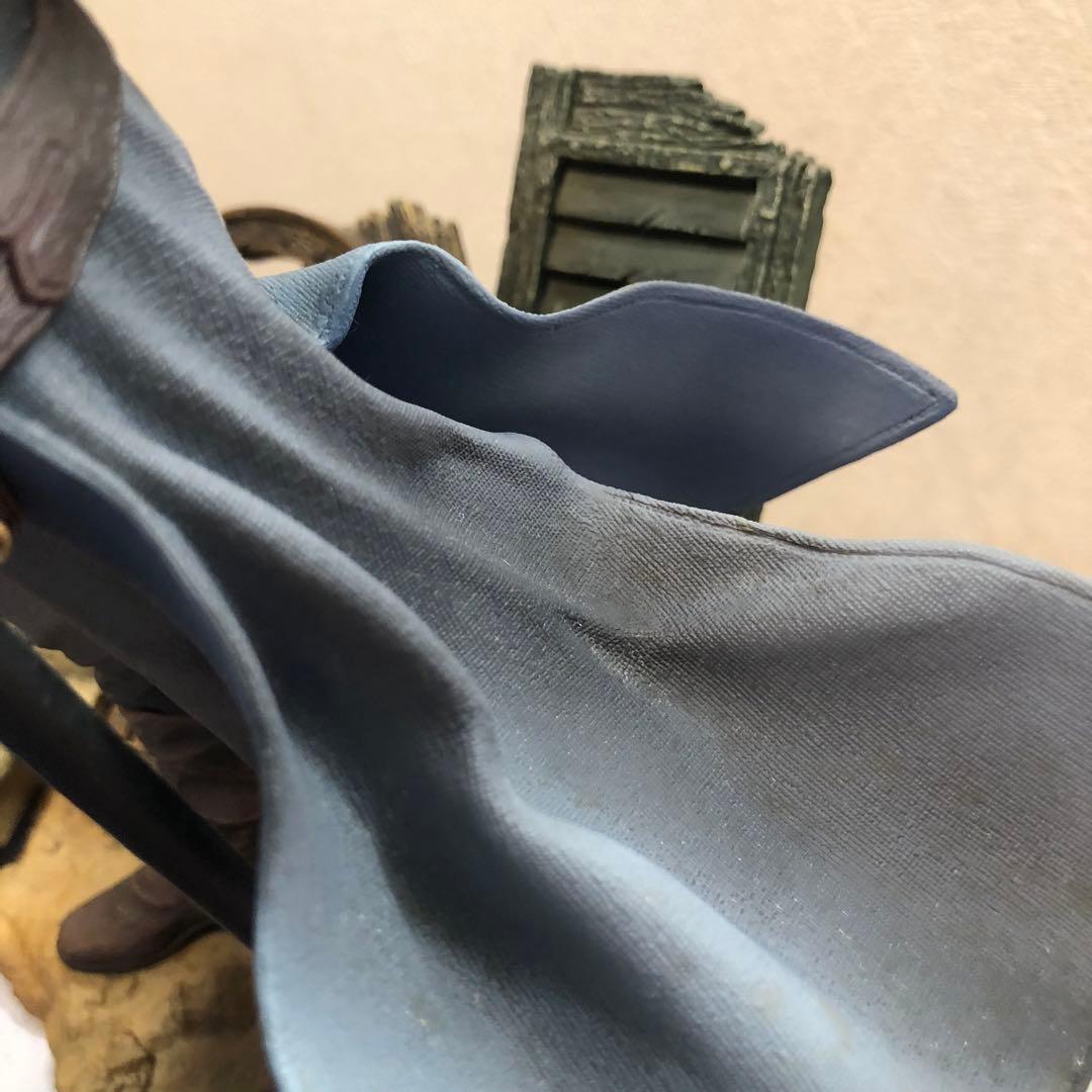 アサシンクリード ユニティ アルノ エリス フィギュア