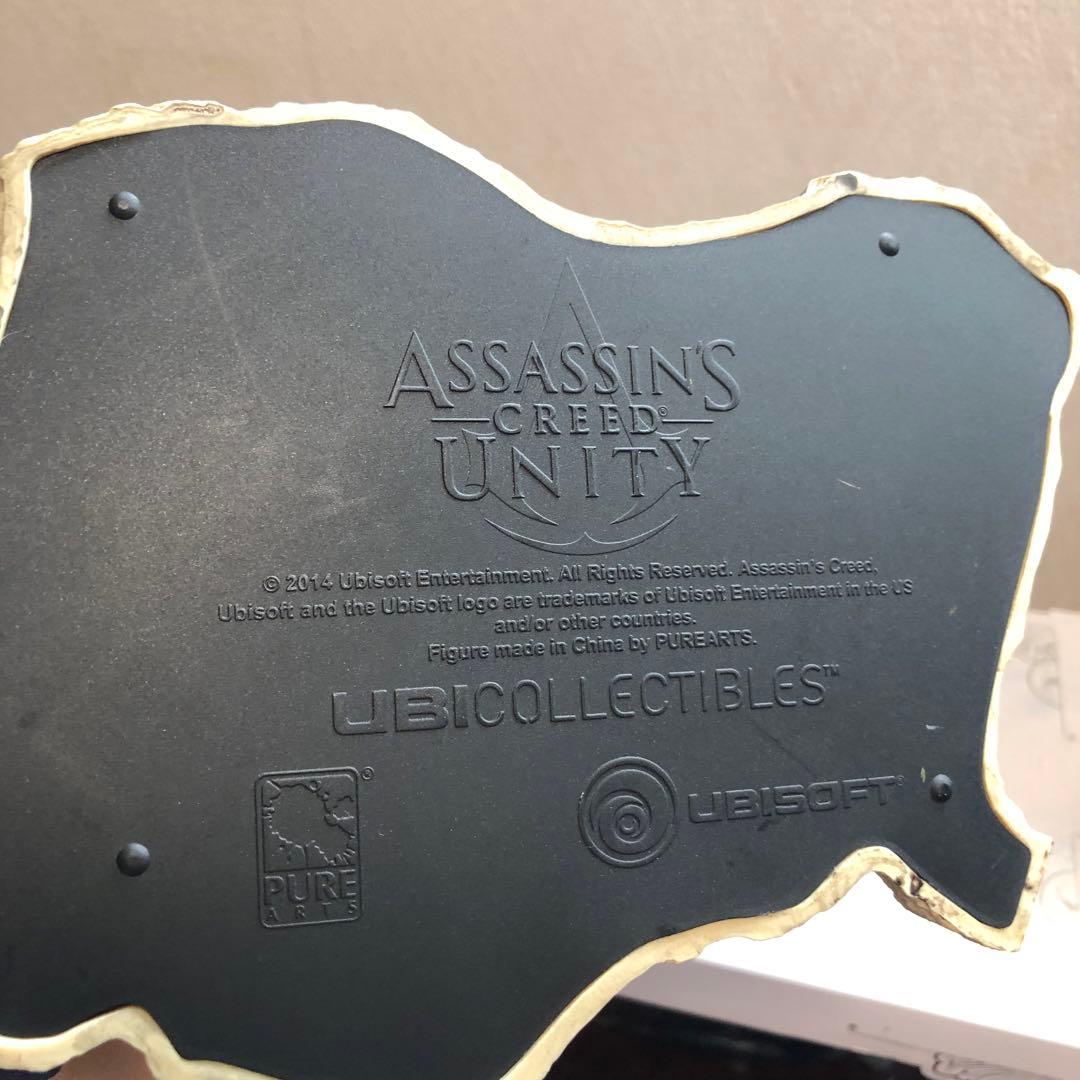 アサシンクリード ユニティ アルノ エリス フィギュア