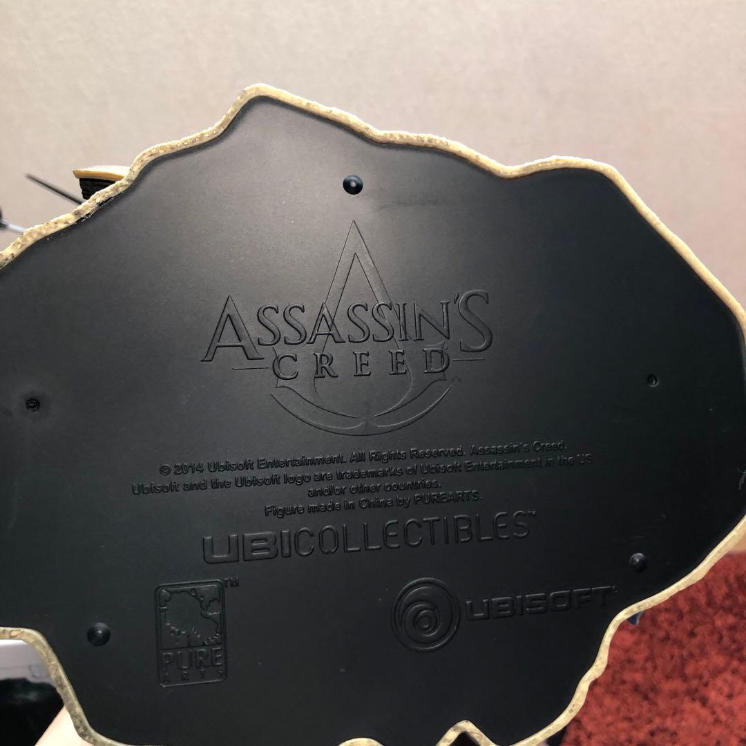 アサシンクリード ユニティ アルノ エリス フィギュア