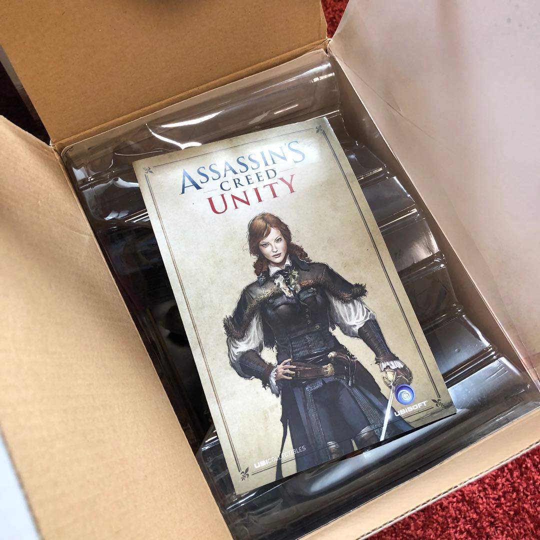 アサシンクリード ユニティ アルノ エリス フィギュア