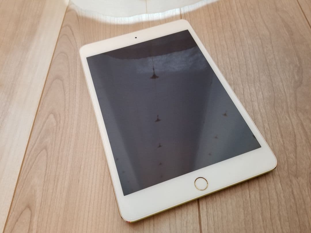 べるむぎ様用 iPad mini 4 wifi 128GB ゴールド 美品
