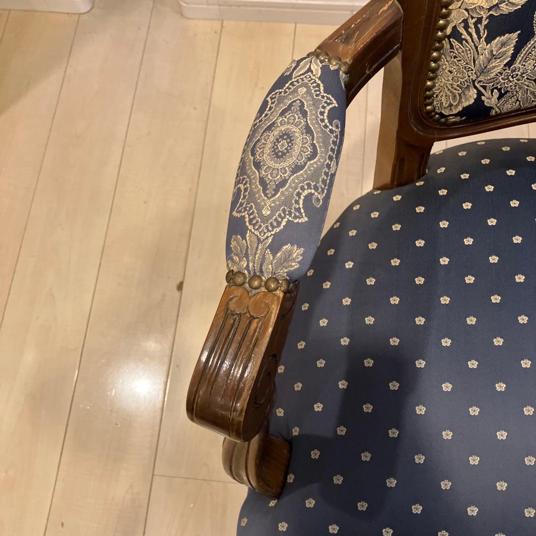 アンティーク　アームチェアー