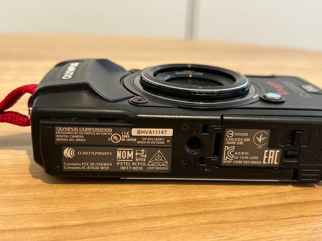 デジタルカメラ Olympus Tough TG-5