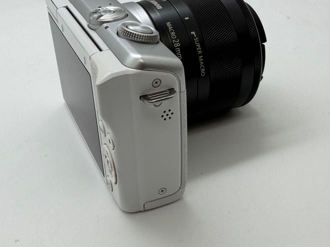Canon EOS M200ミラーレスカメラEF-28M F3.5 マクロ