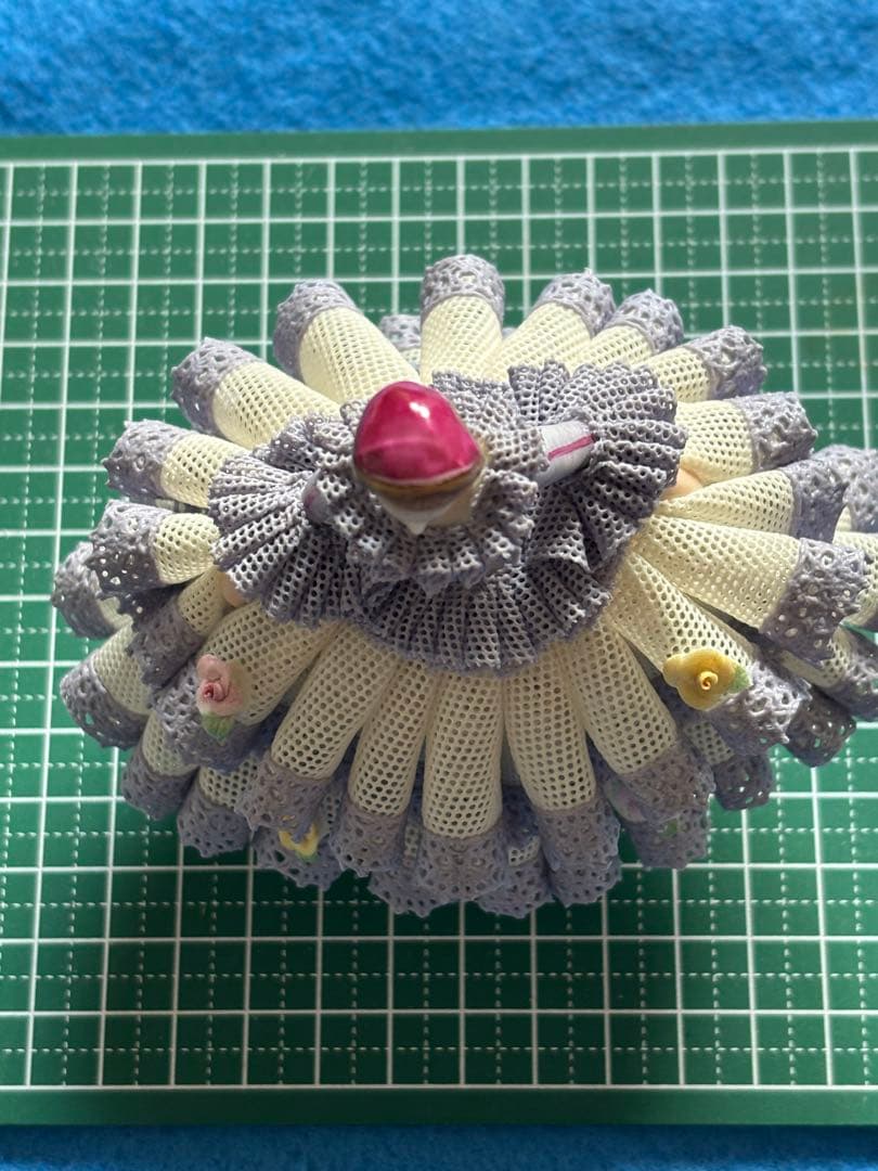 アイリッシュドレスデン　陶器製レースドレス人形　美品　インテリア　フィギュリン